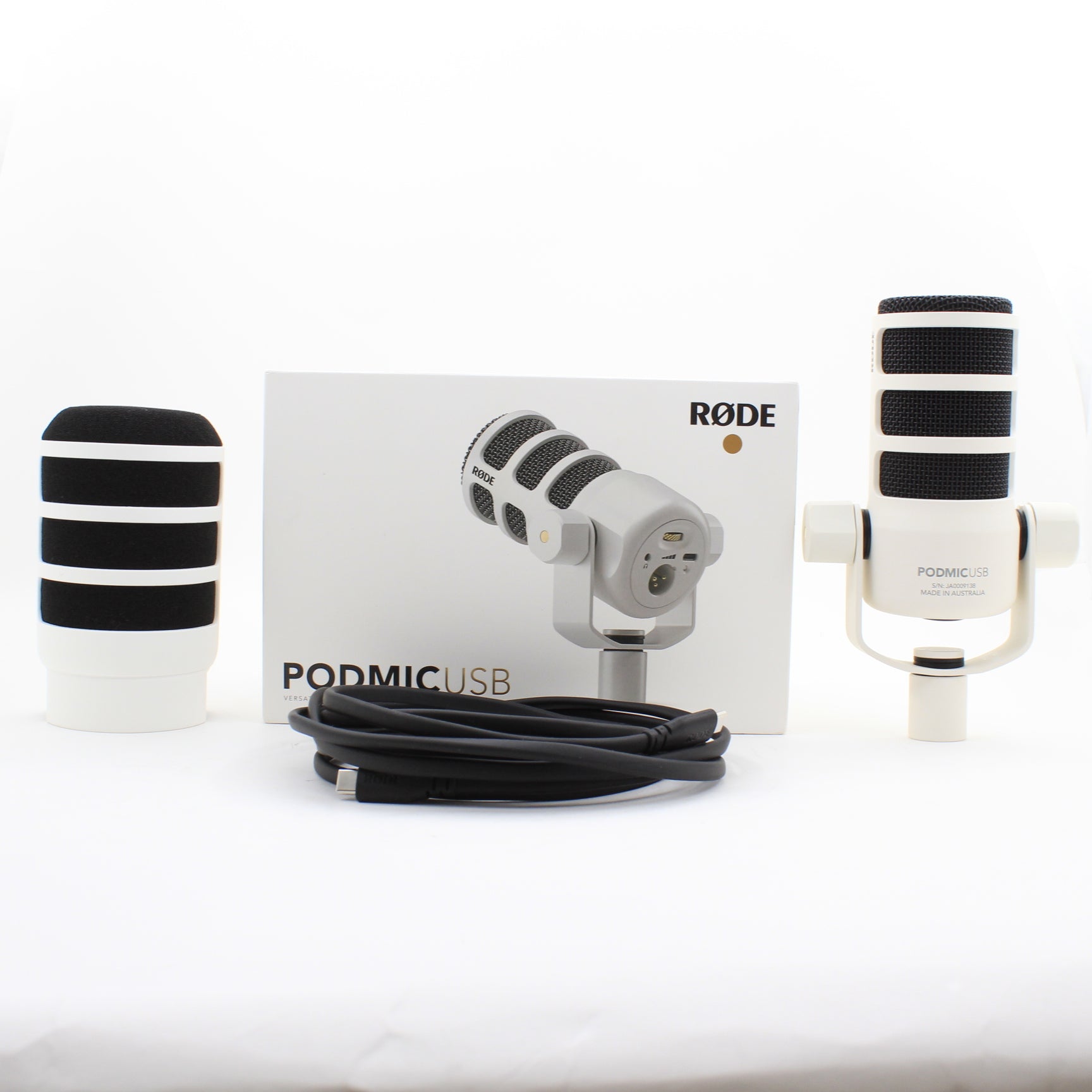* OPEN BOX EXCELLENT * RODE PodMic USB and XLR Dynamic Broadcast Microphone (White)