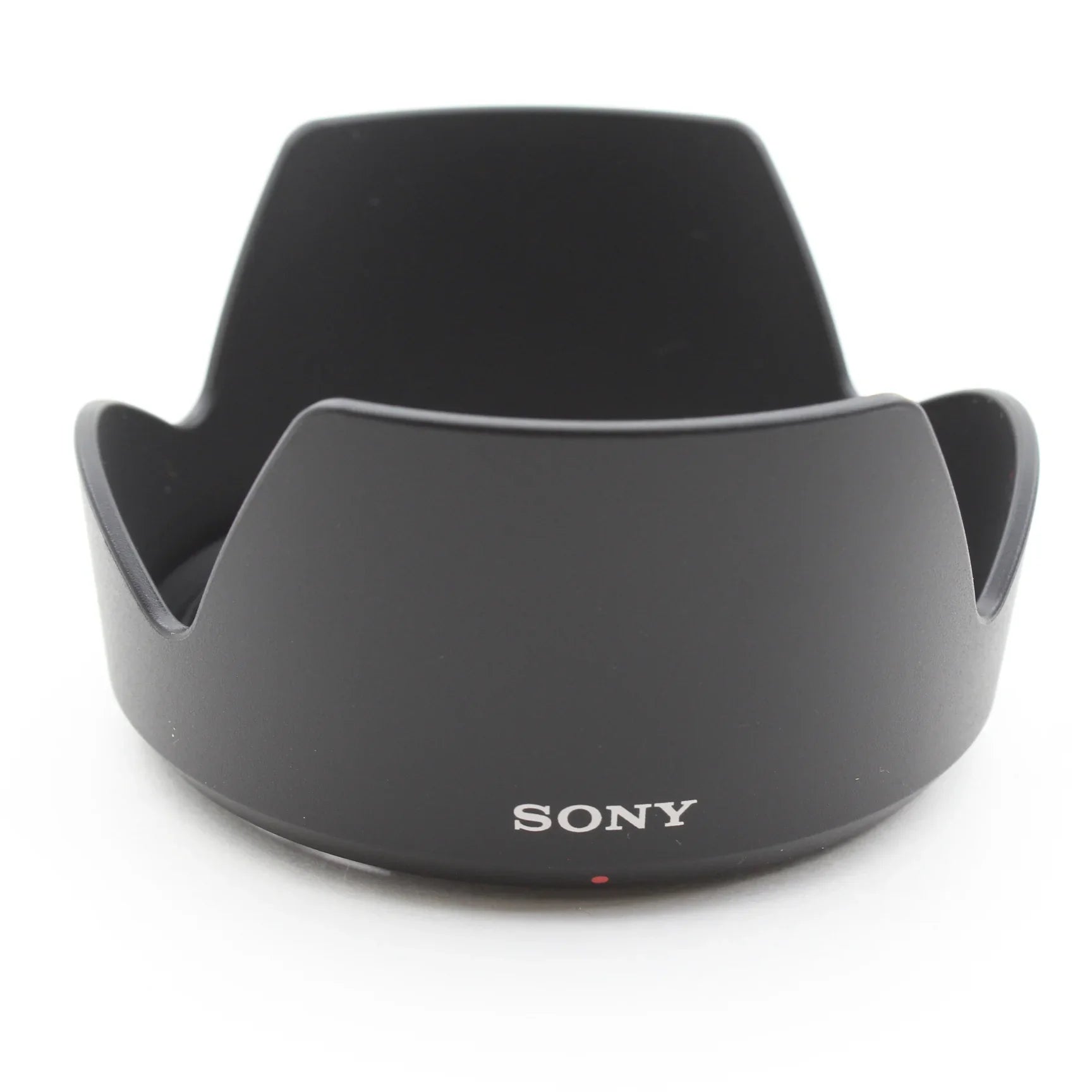 * OPEN BOX FAIR * Sony a6400 Mirrorless Digital Camera with E 18-135mm f/3.5-5.6 OSS Lens at PROCAM | procam.com