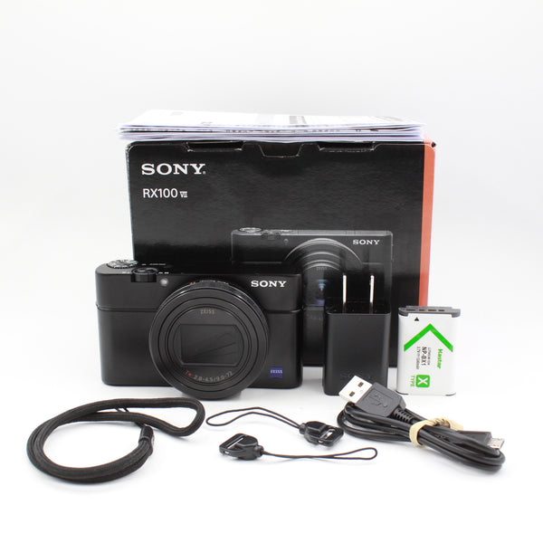 *** OPEN BOX EXCELLENT *** Sony Cyber-shot DSC-RX100 VII Digital Camera