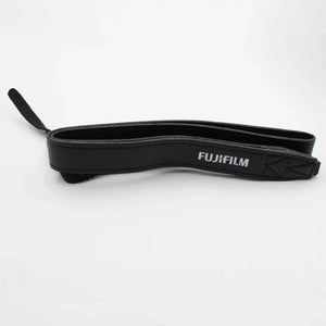 * OPEN BOX GOOD * Fujifilm X100VI Digital Camera (Black) at PROCAM | procam.com