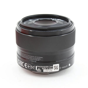 * OPEN BOX GOOD * Sony E 35mm f/1.8 OSS Lens at PROCAM | procam.com