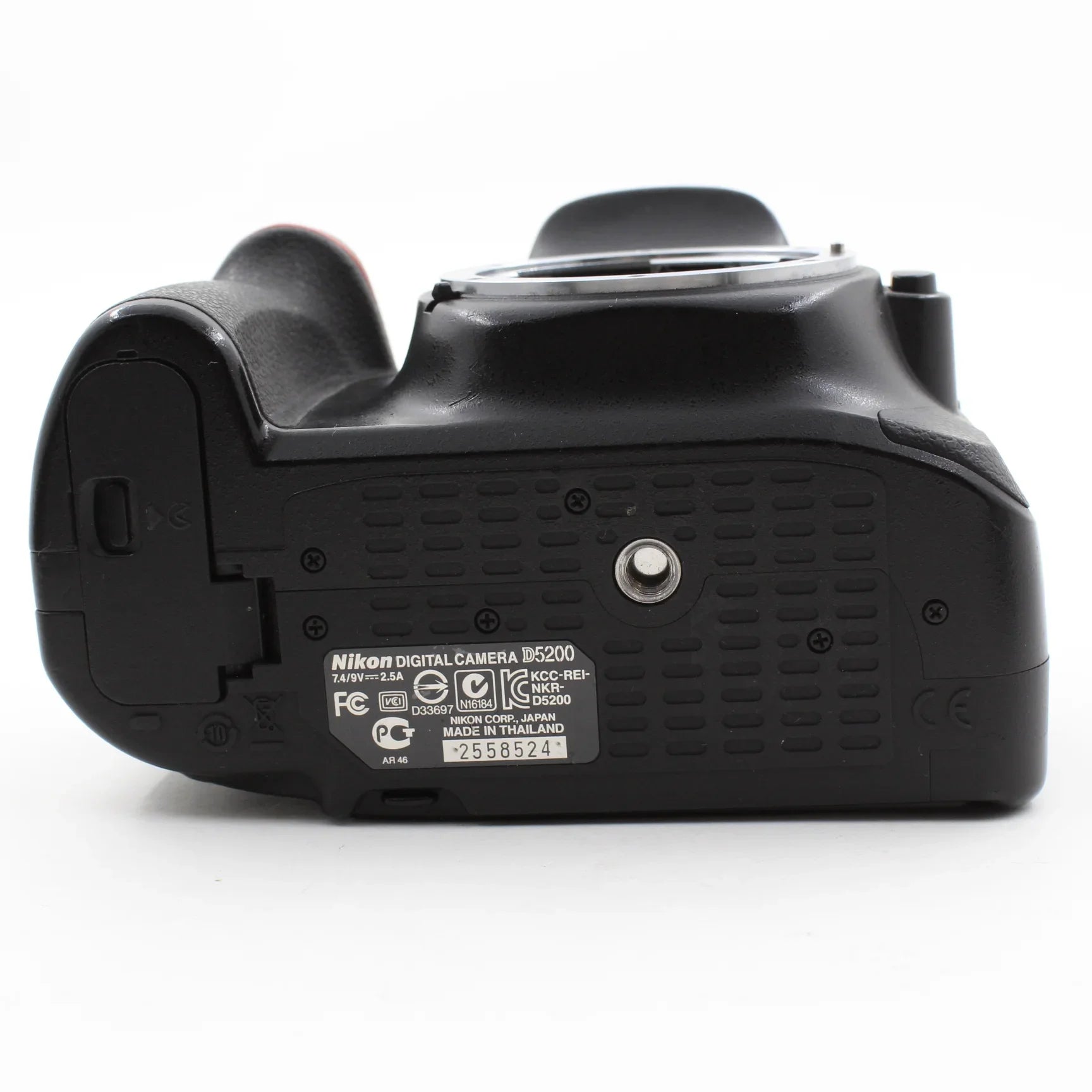 USED * Nikon D5200 with Nikon DX 18-55mm f/3.5-5.6G VR Lens