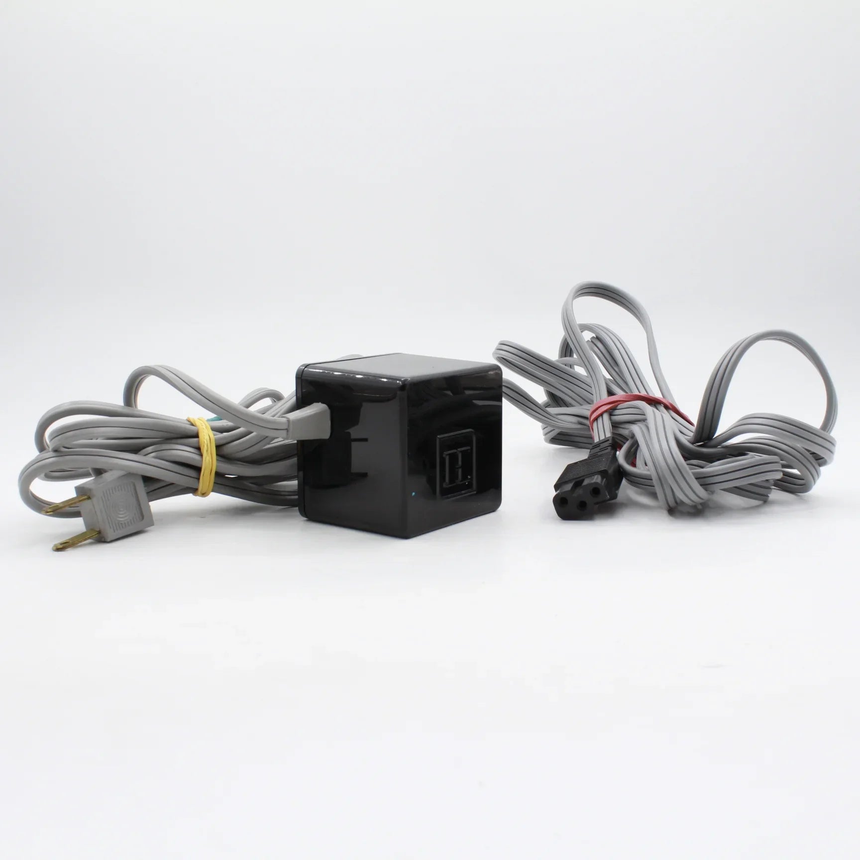 * USED * Honeywell charger for Strobonar Model 882 at PROCAM | procam.com