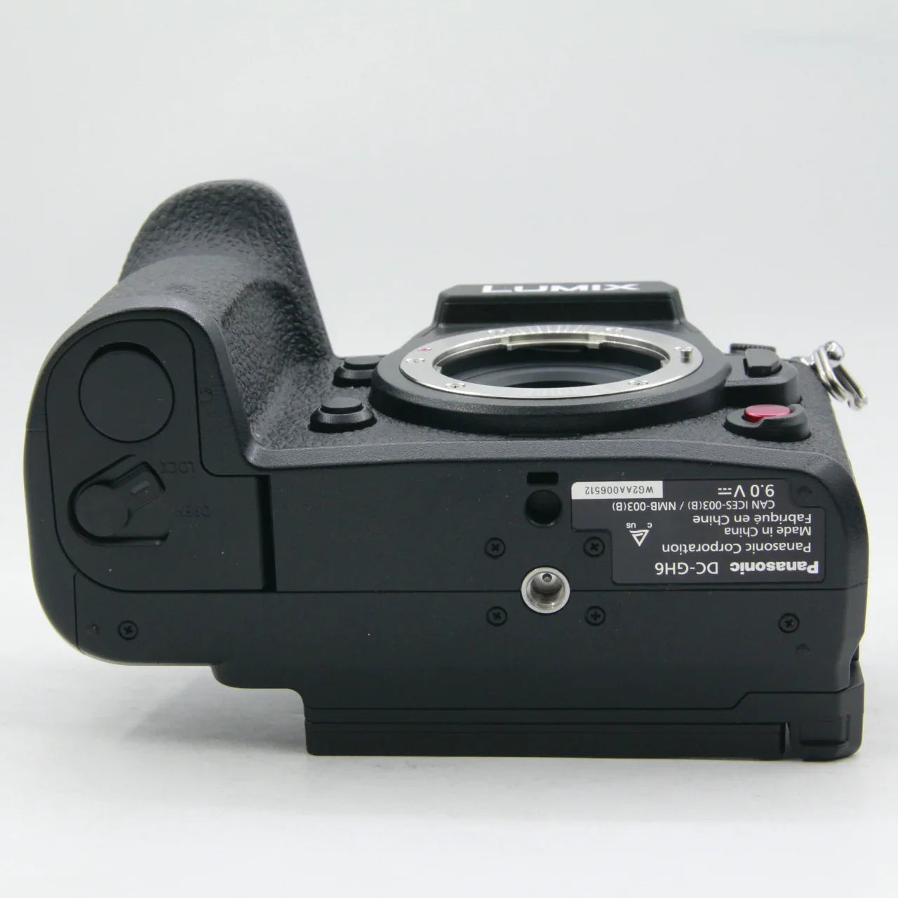 * OPEN BOX EXCELLENT * Panasonic Lumix GH6 Mirrorless Camera with 12-60mm f/2.8-4.0 Leica Lens at PROCAM | procam.com