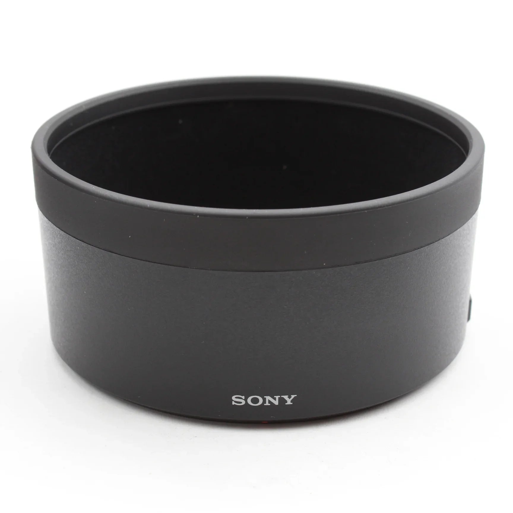 * OPEN BOX EXCELLENT * Sony FE 85mm f/1.4 GM Lens at PROCAM | procam.com