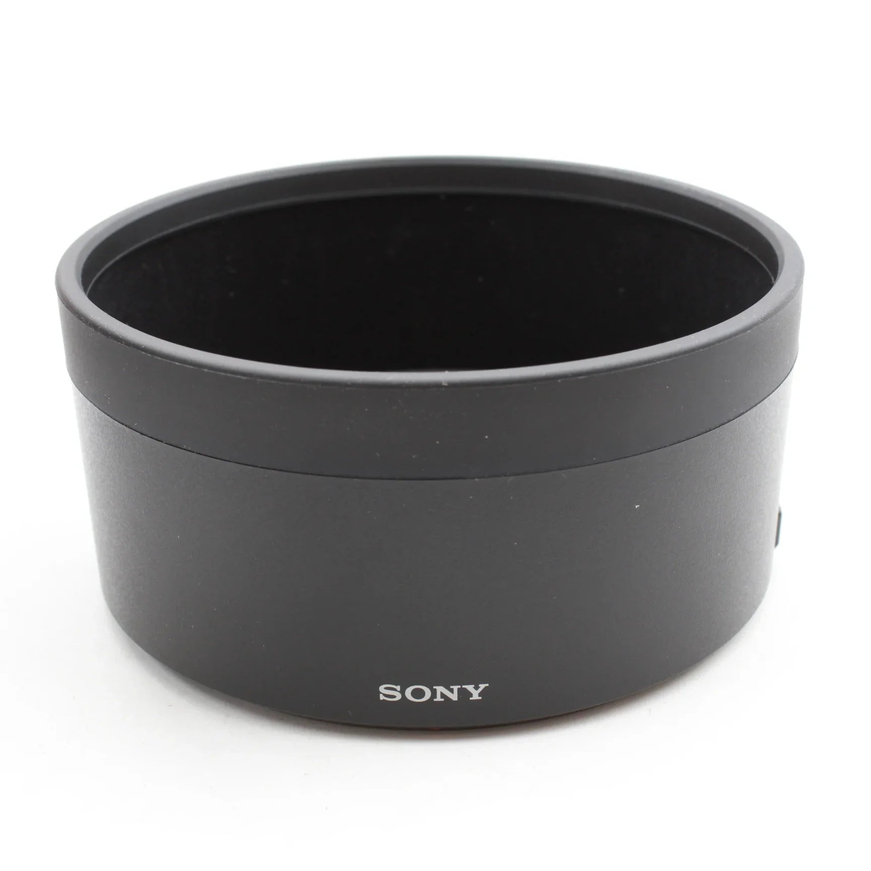 * OPEN BOX GOOD * Sony FE 85mm f/1.4 GM Lens at PROCAM | procam.com