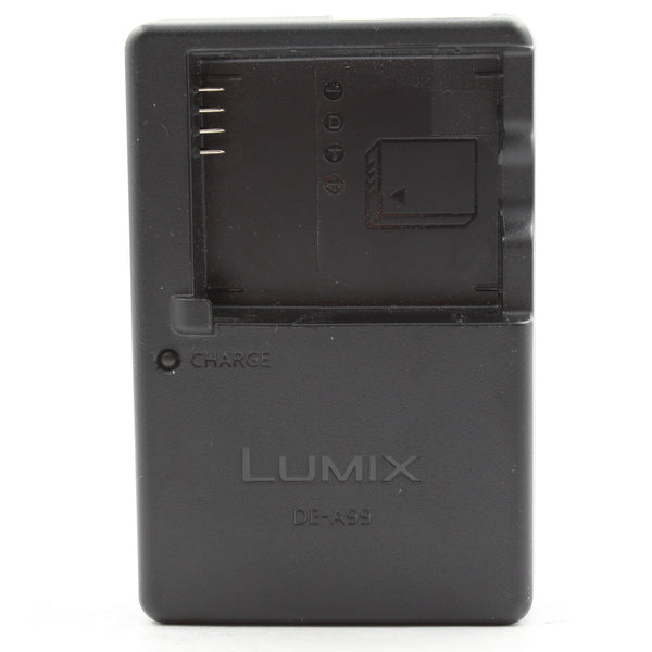 *** USED *** Original OEM Panasonic LUMIX DE-A99 Battery Charger