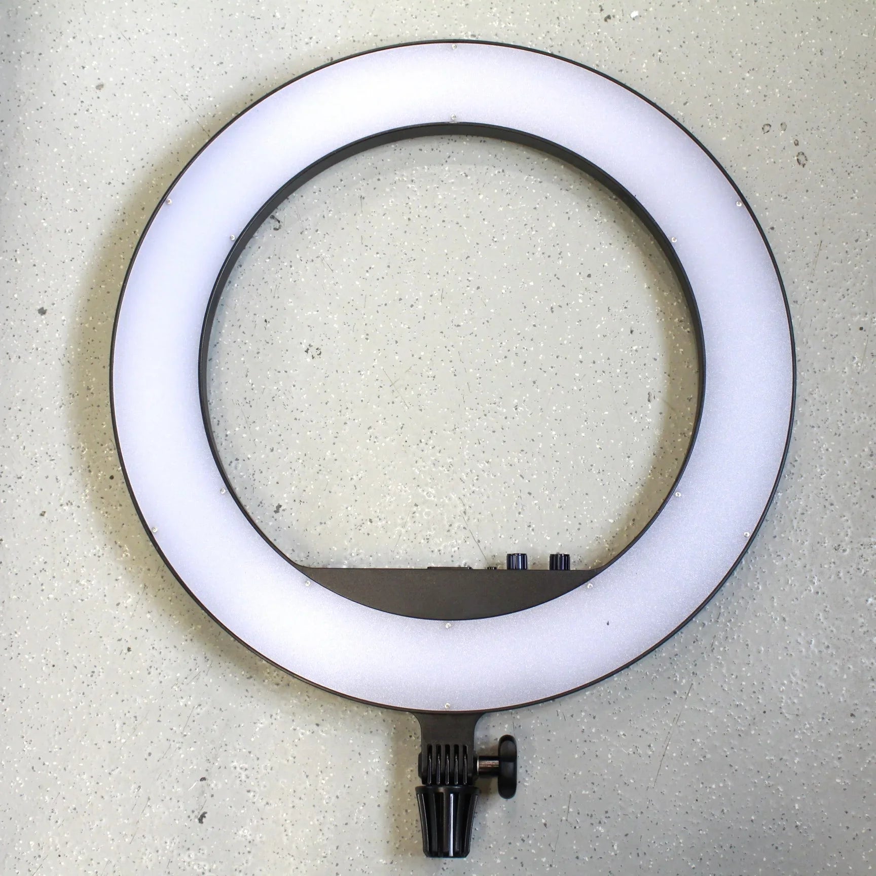 * DEMO * Godox LR160 Bi-Color Ringlight (Black) NO POWER ADAPTER at PROCAM | procam.com
