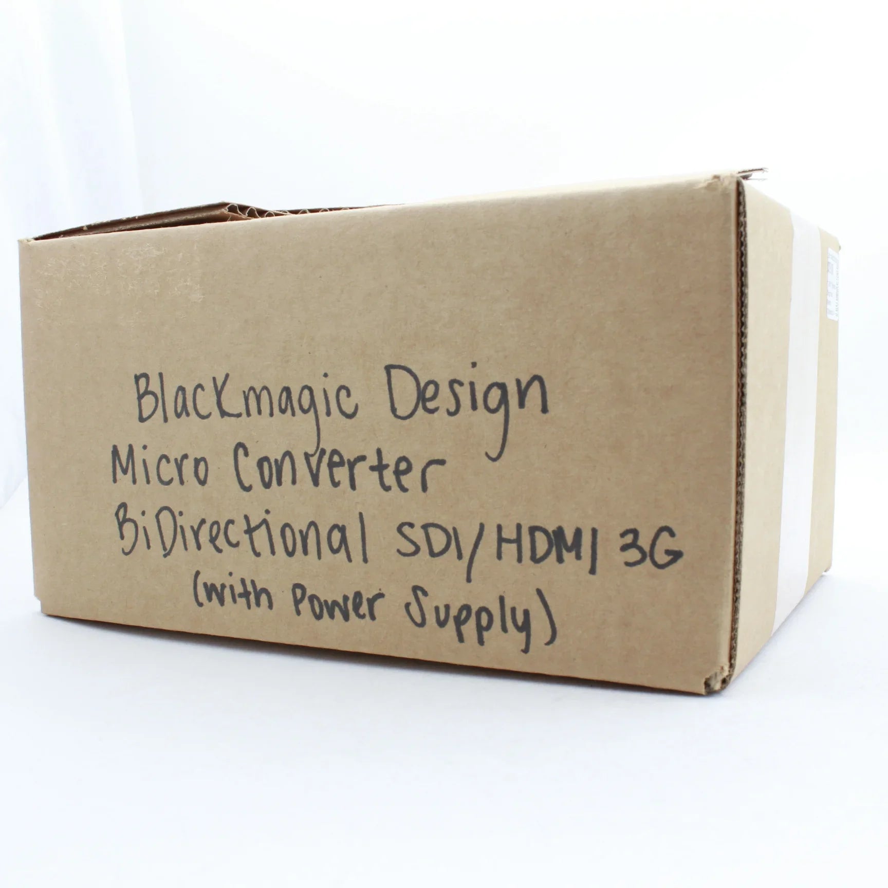 * DEMO * Blackmagic Design Micro Converter BiDirectional SDI/HDMI 3G (with Power Supply) at PROCAM | procam.com