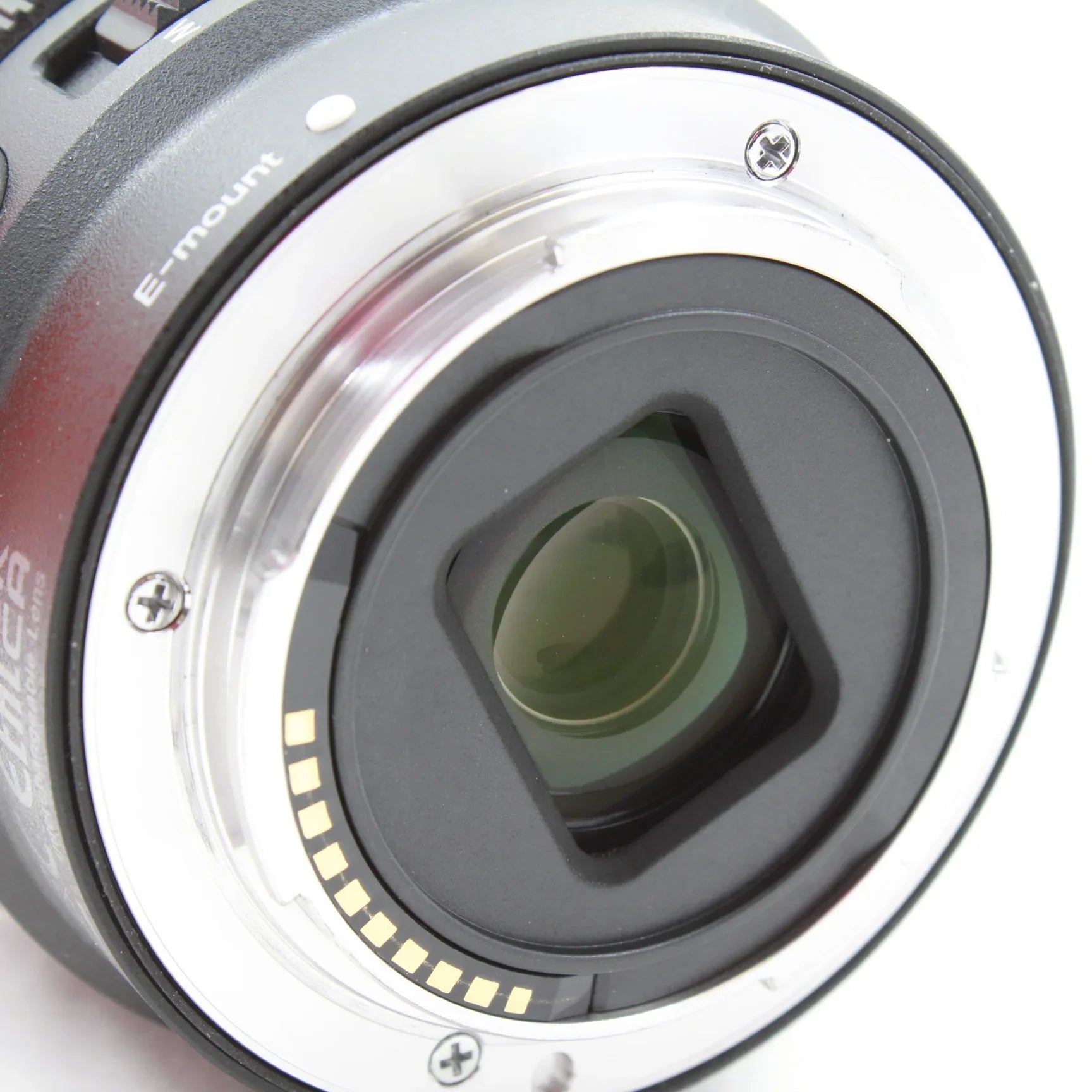 * OPEN BOX GOOD * Sony E 10-20mm f/4 PZ G Lens at PROCAM | procam.com