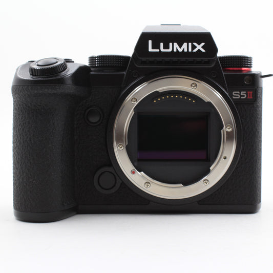 * OPEN BOX EXCELLENT * Panasonic Lumix S5 II Mirrorless Camera w/ S 20-60mm f/3.5-5.6 Lens