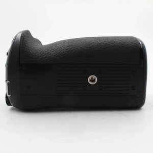 * USED * Panasonic DMW-BGG9 Battery Grip For Lumix DC-G9 at PROCAM | procam.com