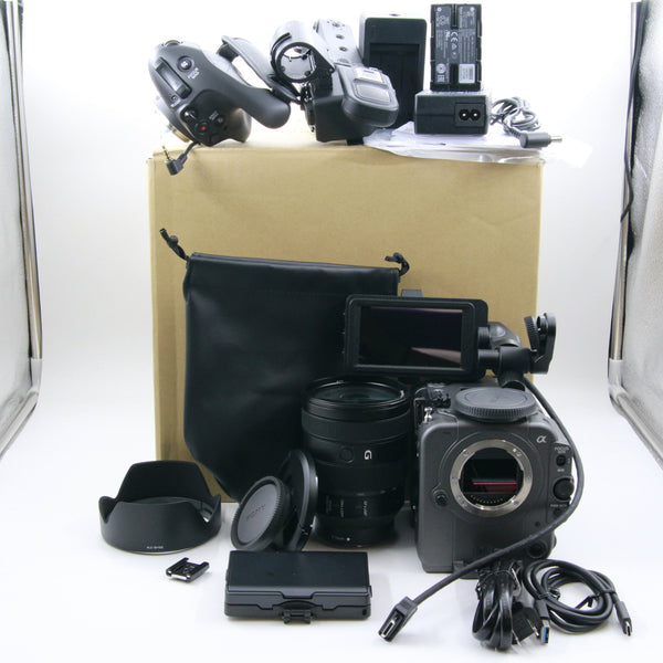 *** OPEN BOX GOOD *** Sony FX6 Digital Cinema Camera Kit with FE 24-105mm F4 G Lens