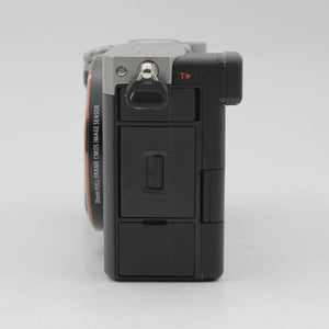 * OPEN BOX EXCELLENT * Sony Alpha a7C Mirrorless Digital Camera with FE 28-60mm f/4-5.6 Lens (Silver) at PROCAM | procam.com