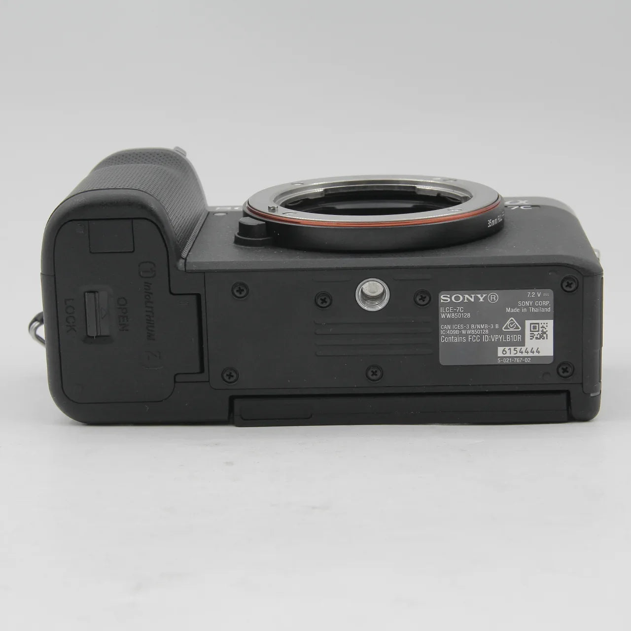 * OPEN BOX EXCELLENT * Sony Alpha a7C Mirrorless Digital Camera with FE 28-60mm f/4-5.6 Lens (Silver) at PROCAM | procam.com