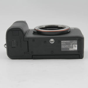 * OPEN BOX EXCELLENT * Sony Alpha a7C Mirrorless Digital Camera with FE 28-60mm f/4-5.6 Lens (Silver) at PROCAM | procam.com