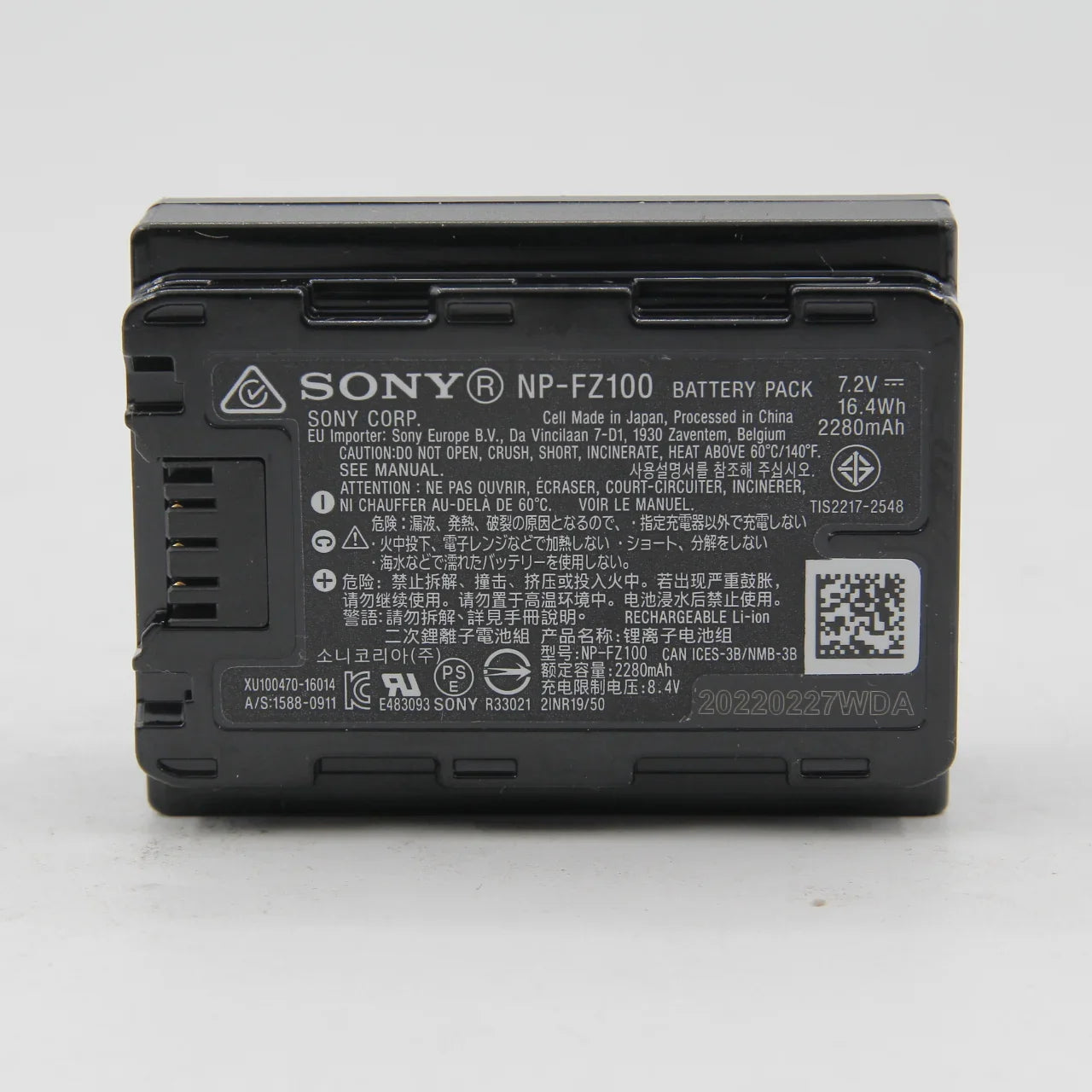 * OPEN BOX EXCELLENT * Sony Alpha a7C Mirrorless Digital Camera with FE 28-60mm f/4-5.6 Lens (Silver) at PROCAM | procam.com
