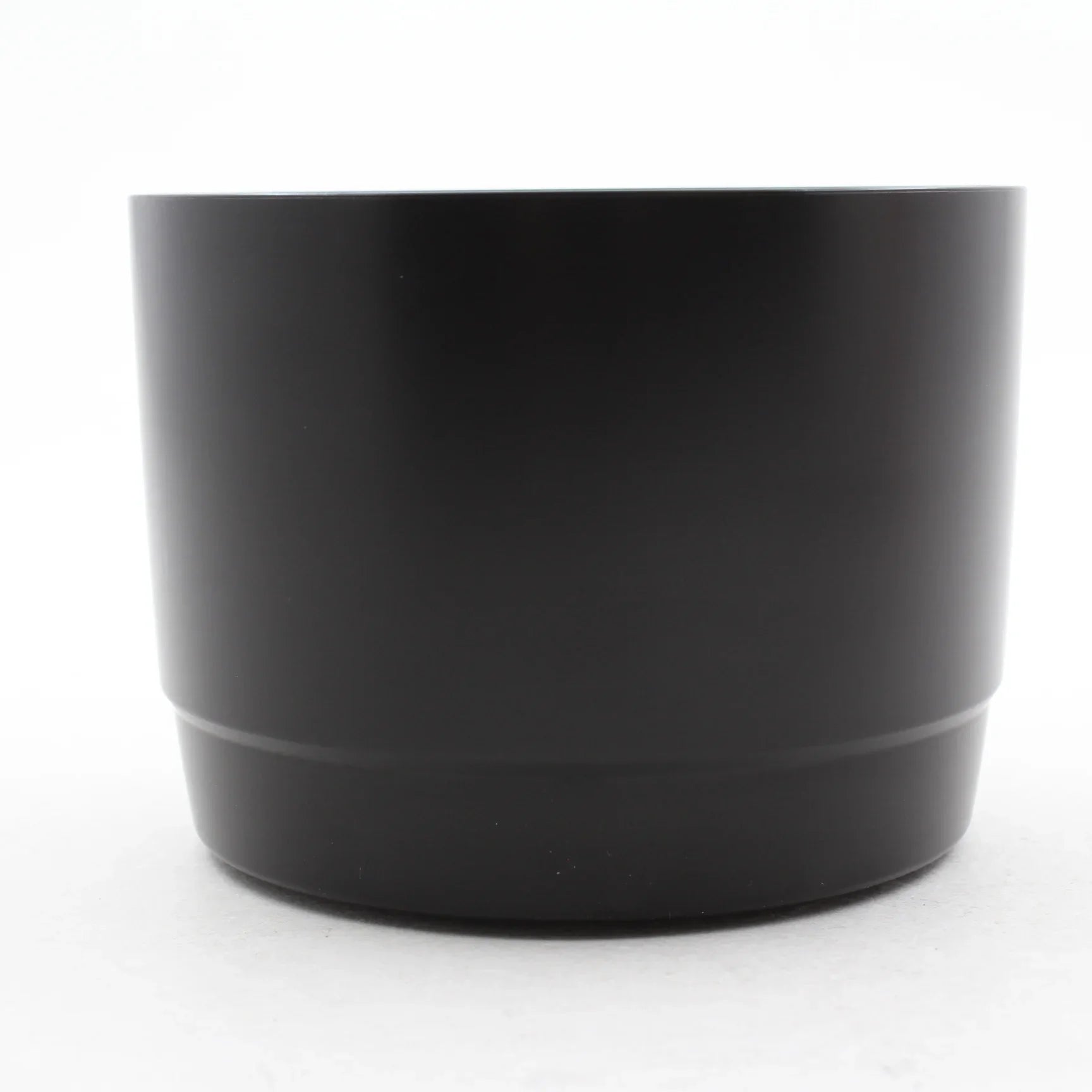 * OPEN BOX GOOD * Canon ET-65B Lens Hood for EF 70-300mm f/4.5-5.6 DO-IS & f/4-5.6 IS USM Lens at PROCAM | procam.com