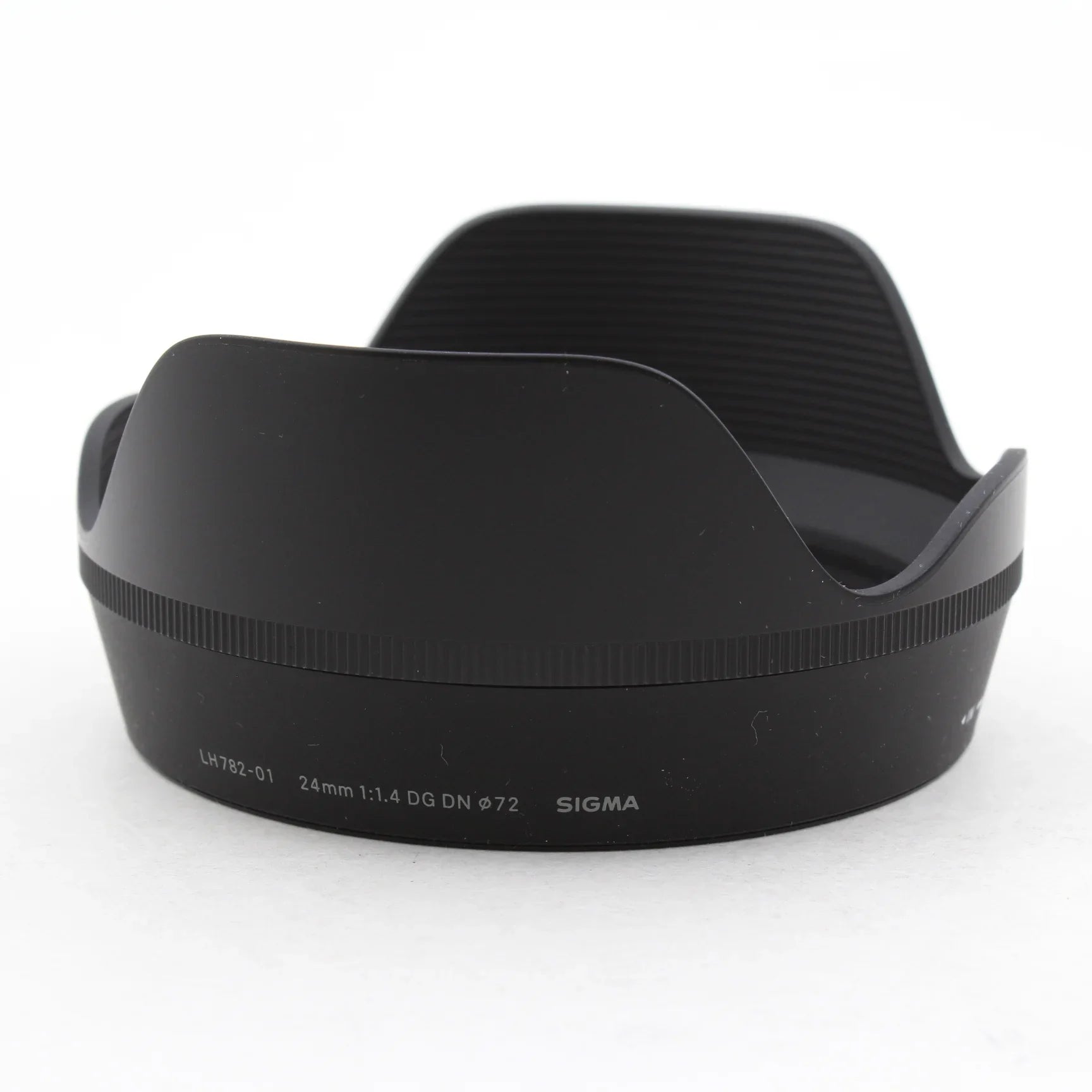 * OPEN BOX EXCELLENT * Sigma 24mm f/1.4 DG DN Art Lens for Sony E at PROCAM | procam.com