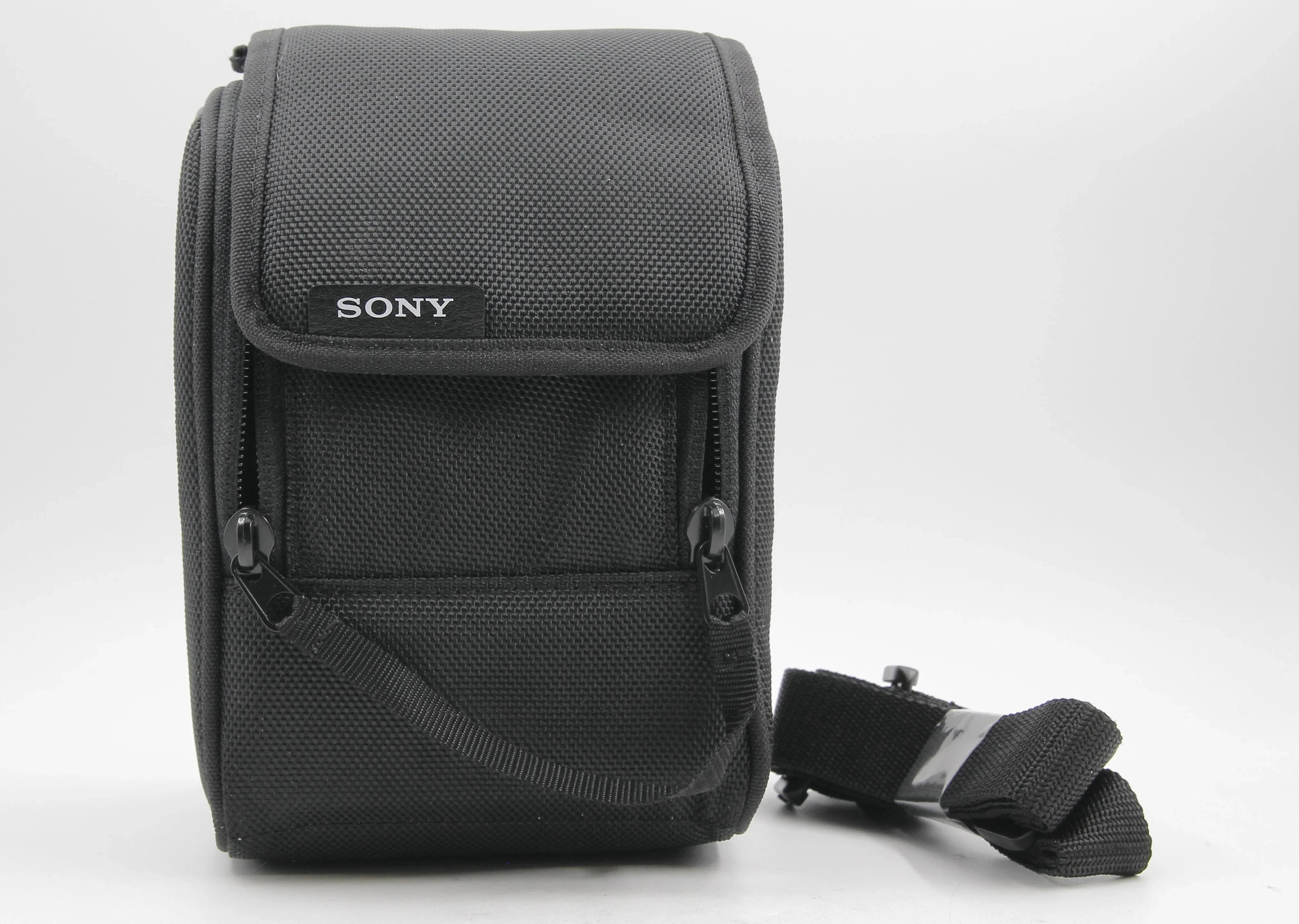 * OPEN BOX EXCELLENT * Sony FE 135mm f/1.8 GM Lens at PROCAM | procam.com