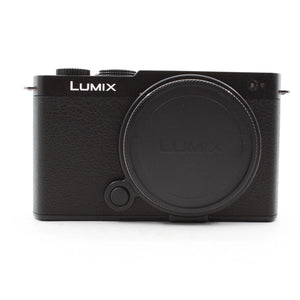 * OPEN BOX EXCELLENT * Panasonic Lumix S9 Mirrorless Camera with S 20-60mm f/3.5-5.6 Lens (Jet Black) at PROCAM | procam.com