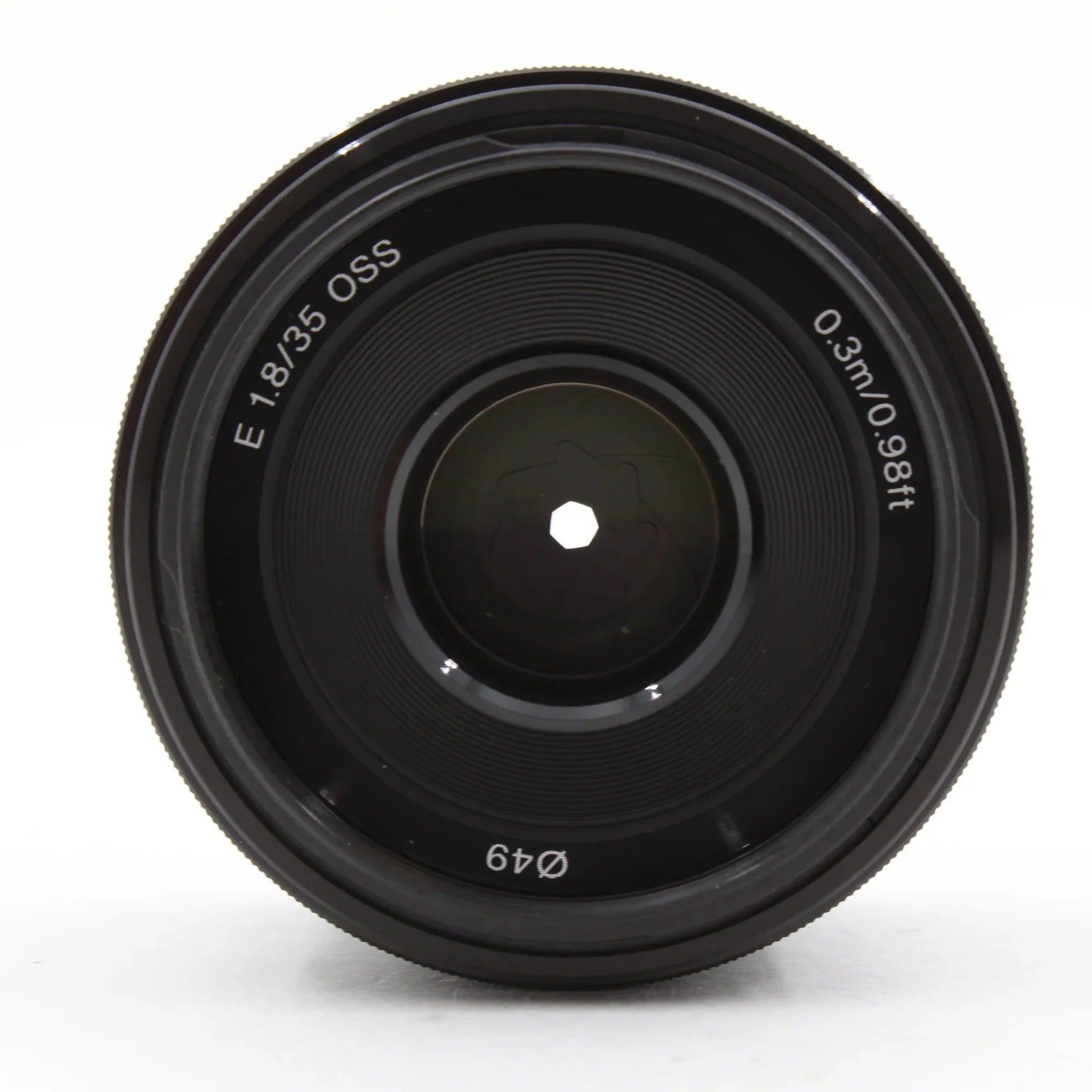 * OPEN BOX EXCELLENT * Sony E 35mm f/1.8 OSS Lens at PROCAM | procam.com