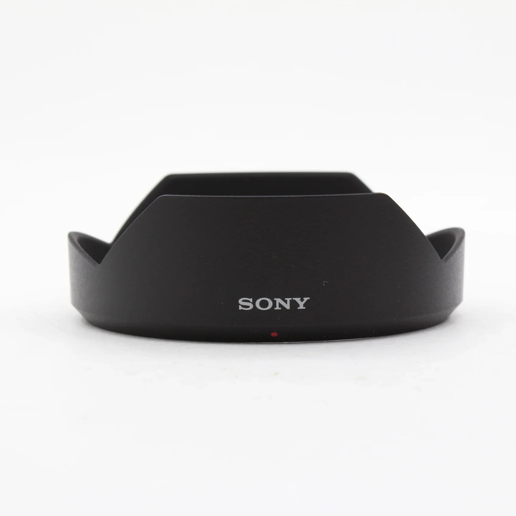 * OPEN BOX EXCELLENT * Sony FE 20mm f/1.8 G Lens at PROCAM | procam.com