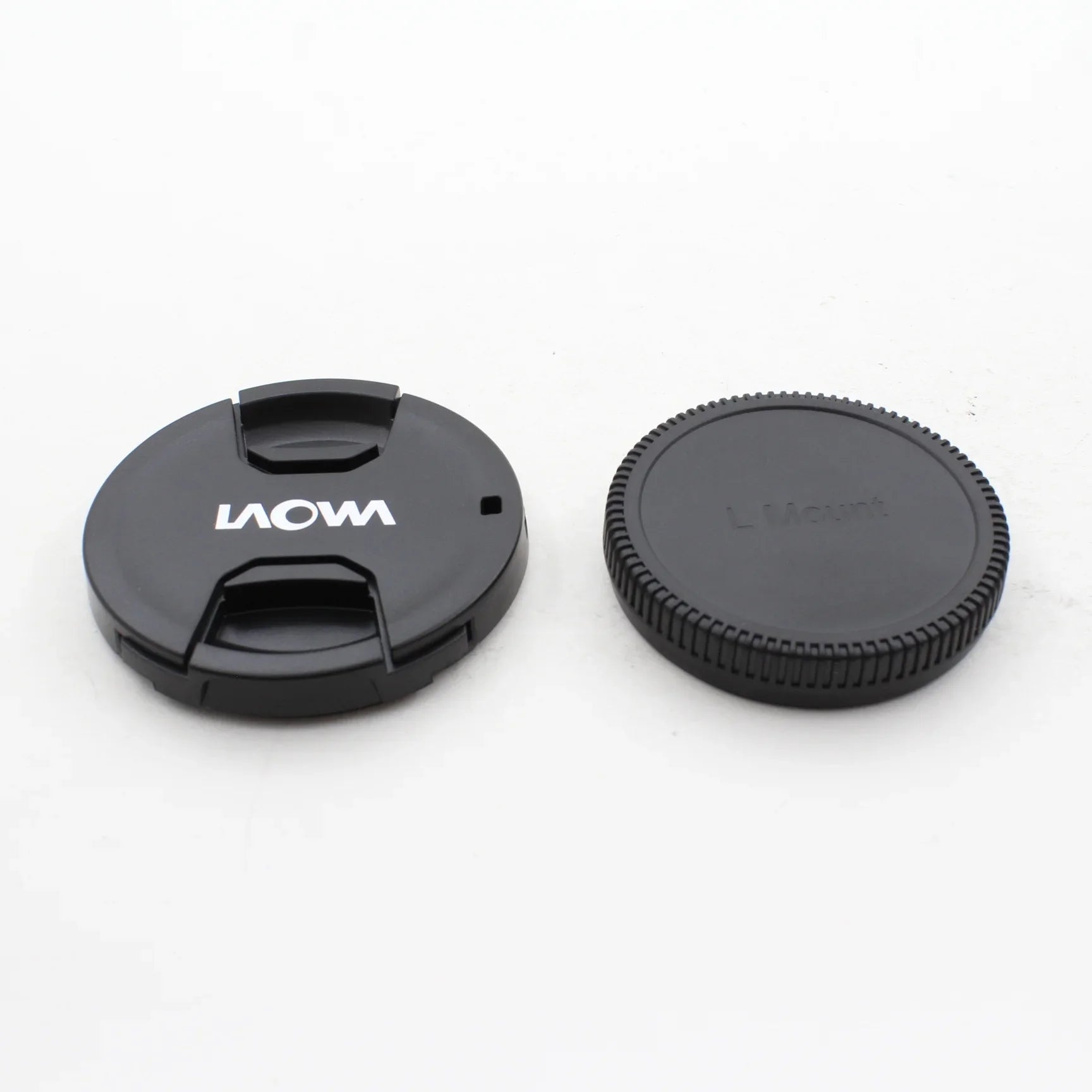 * OPEN BOX EXCELLENT * Laowa 90mm f/2.8 2x Ultra Macro APO Lens for Leica L at PROCAM | procam.com