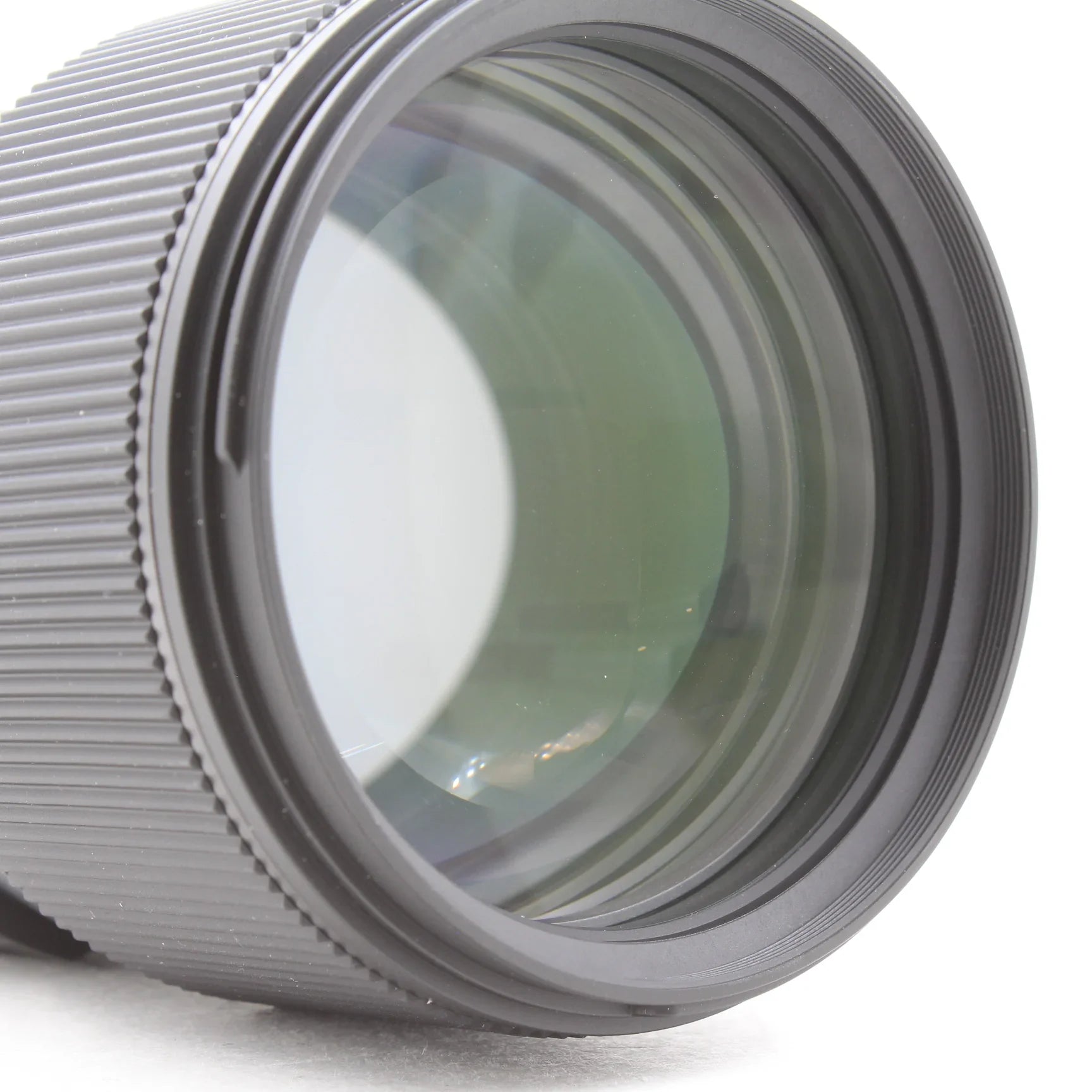 * OPEN BOX EXCELLENT * Sigma 135mm f/1.8 DG HSM ART Lens for Sony E at PROCAM | procam.com