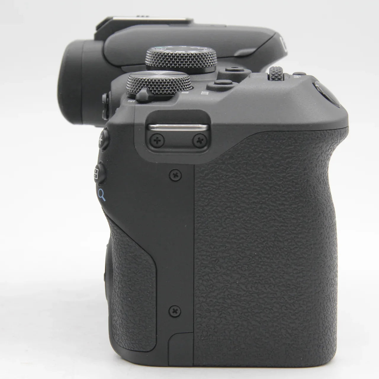 * OPEN BOX EXCELLENT * Canon EOS R10 Mirrorless Digital Camera with 18-45mm f/4.5-6.3 IS STM Lens at PROCAM | procam.com
