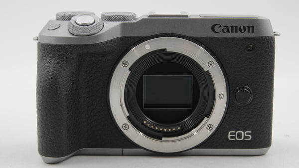 *** USED *** Canon M6 II with EF-M 15-45 f/3.5-6.3 IS STM Lens SHUTTER 3000