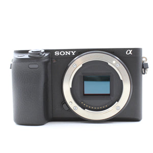 * OPEN BOX GOOD * Sony a6400 Mirrorless Digital Camera with E 18-135mm f/3.5-5.6 OSS Lens at PROCAM | procam.com