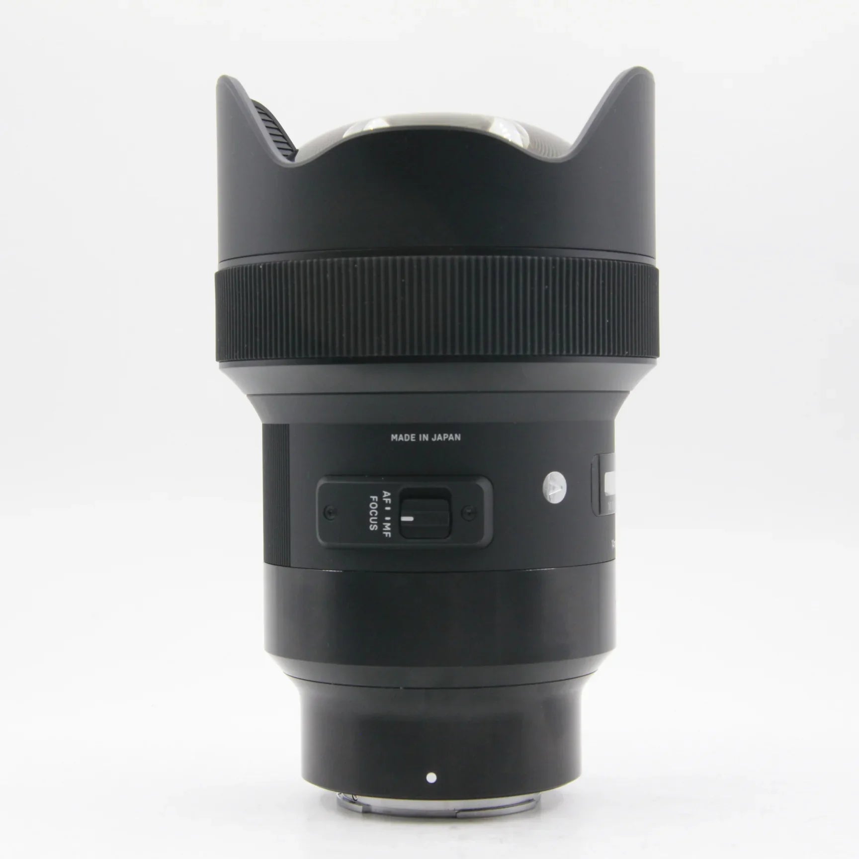 * OPEN BOX EXCELLENT * Sigma 14mm f/1.8 DG HSM ART Lens for Sony E at PROCAM | procam.com