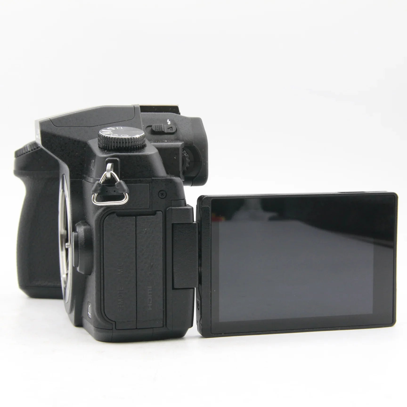 * OPEN BOX EXCELLENT * Panasonic Lumix DMC-G85 Mirrorless Micro Four Thirds Digital Camera with 12-60mm Lens at PROCAM | procam.com