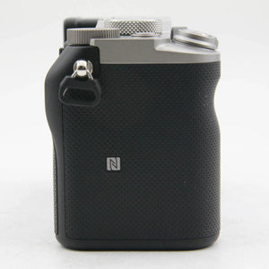 * OPEN BOX FAIR * Sony Alpha a7C Mirrorless Digital Camera with FE 28-60mm f/4-5.6 Lens (Silver) at PROCAM | procam.com