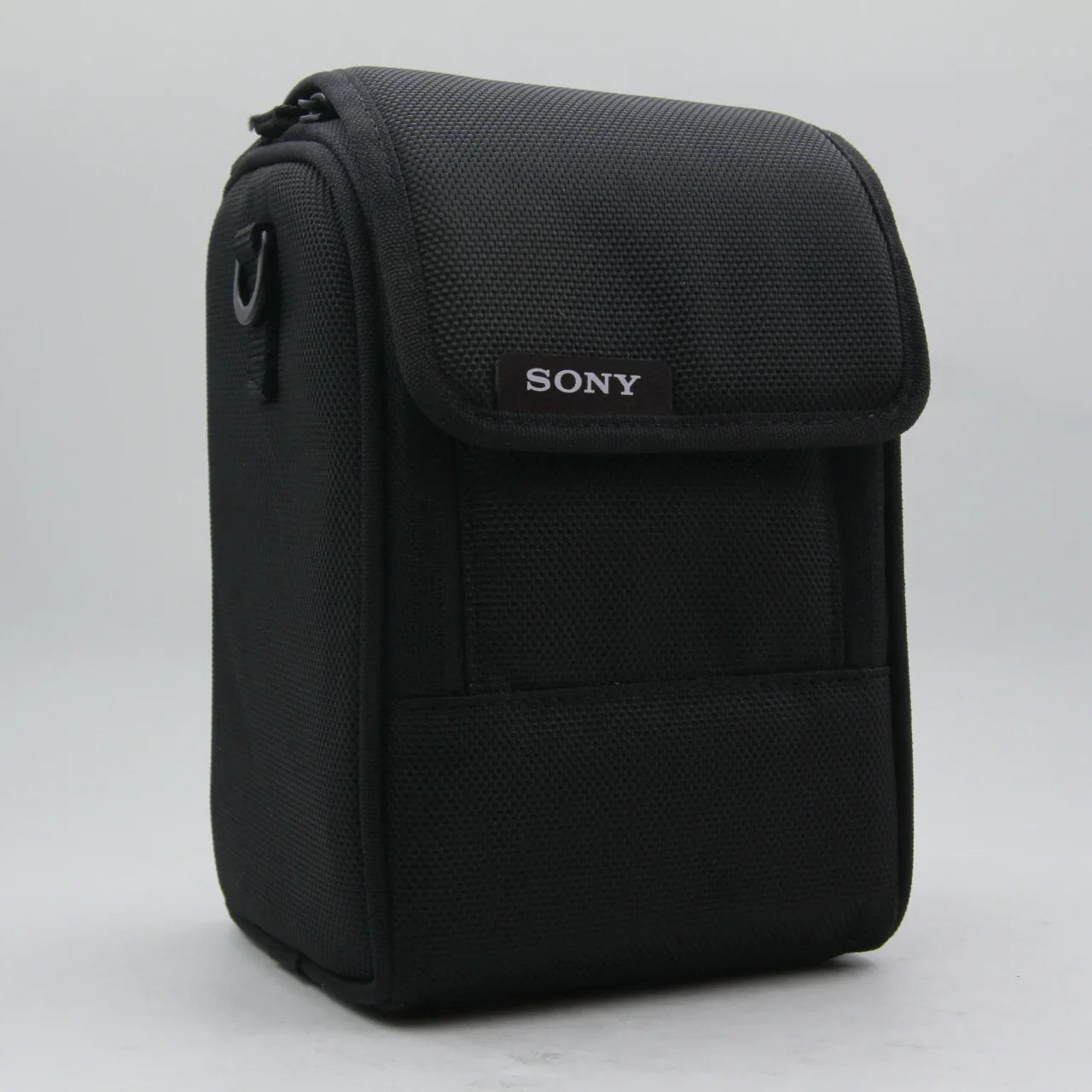 * OPEN BOX EXCELLENT * Sony FE 85mm f/1.4 GM Lens at PROCAM | procam.com