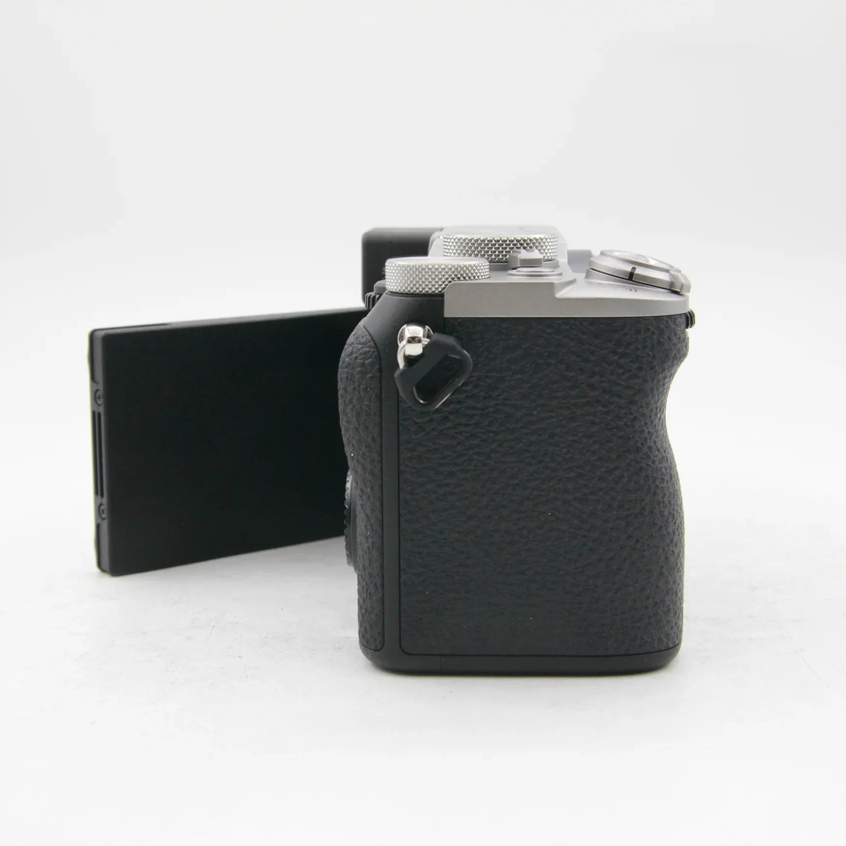 * OPEN BOX EXCELLENT * Sony Alpha a7CR Mirrorless Digital Camera (Body Only, Silver) at PROCAM | procam.com
