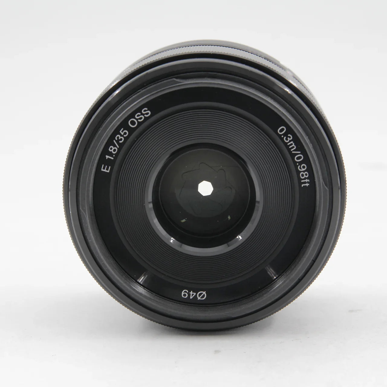 * OPEN BOX EXCELLENT * Sony E 35mm f/1.8 OSS Lens at PROCAM | procam.com