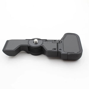 * OPEN BOX GOOD * Sony Alpha a7CR Mirrorless Digital Camera (Body Only, Black) at PROCAM | procam.com