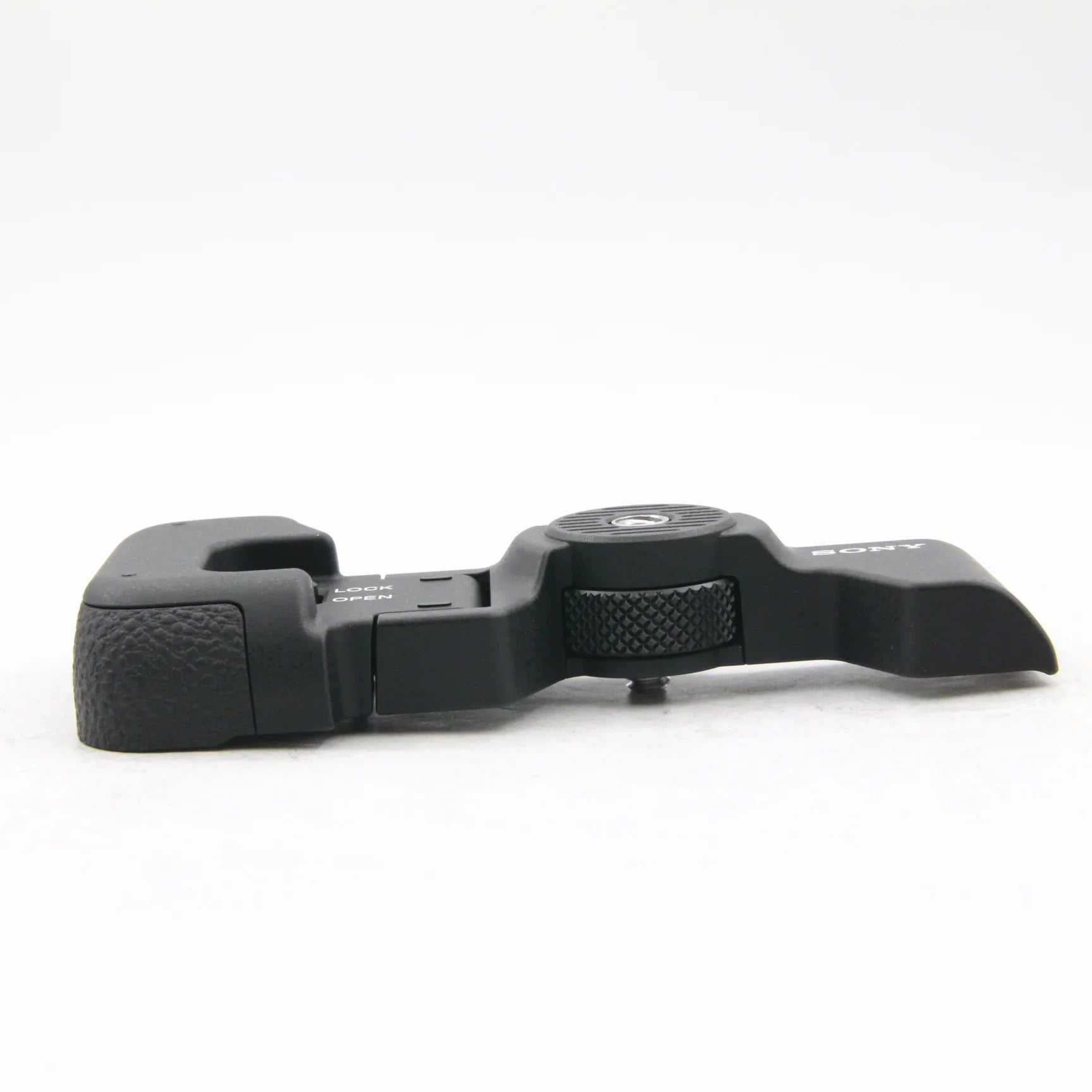 * OPEN BOX EXCELLENT * Sony Alpha a7CR Mirrorless Digital Camera (Body Only, Black) at PROCAM | procam.com