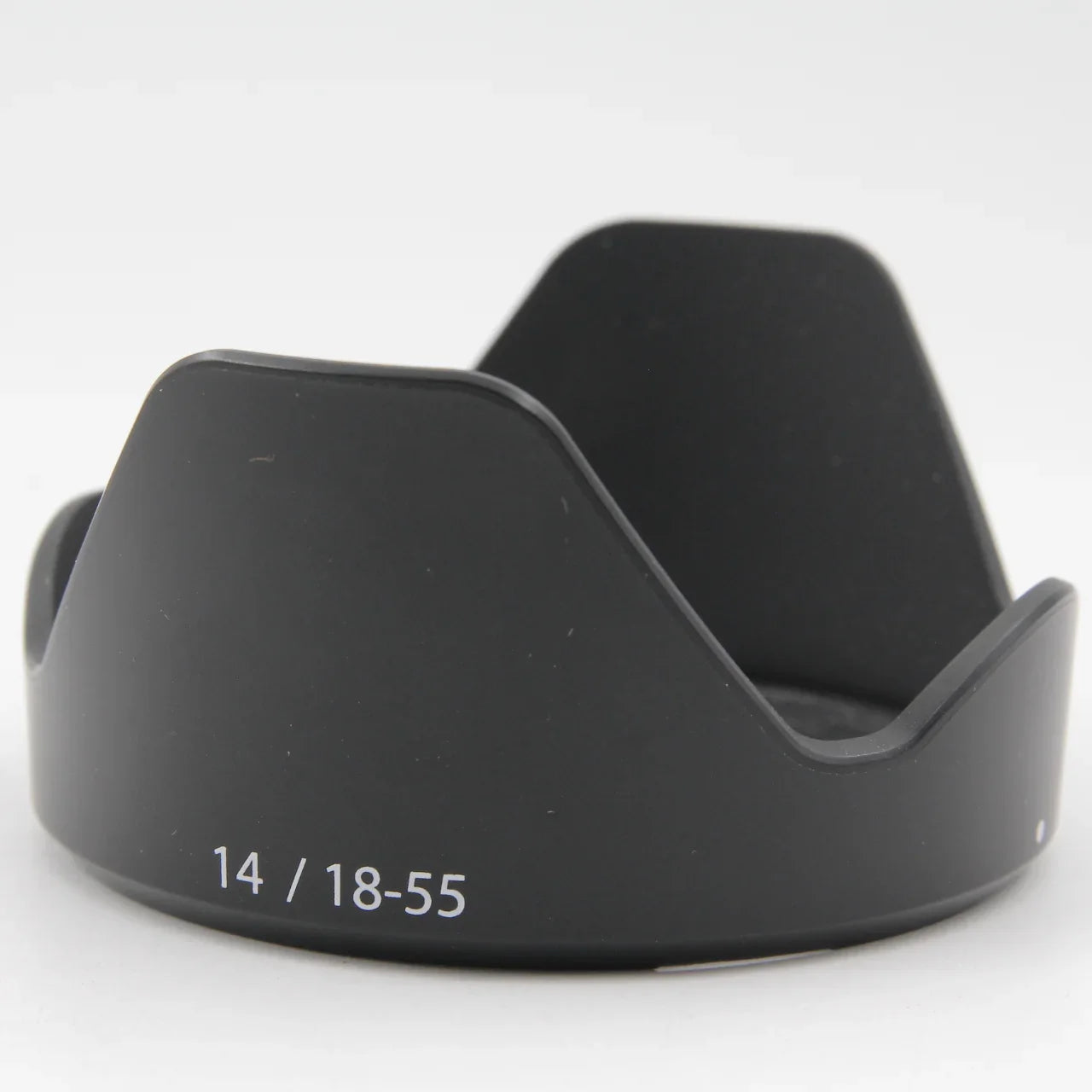 * OPEN BOX EXCELLENT * Fujifilm XF 14mm f/2.8 R Ultra Wide-Angle Lens at PROCAM | procam.com