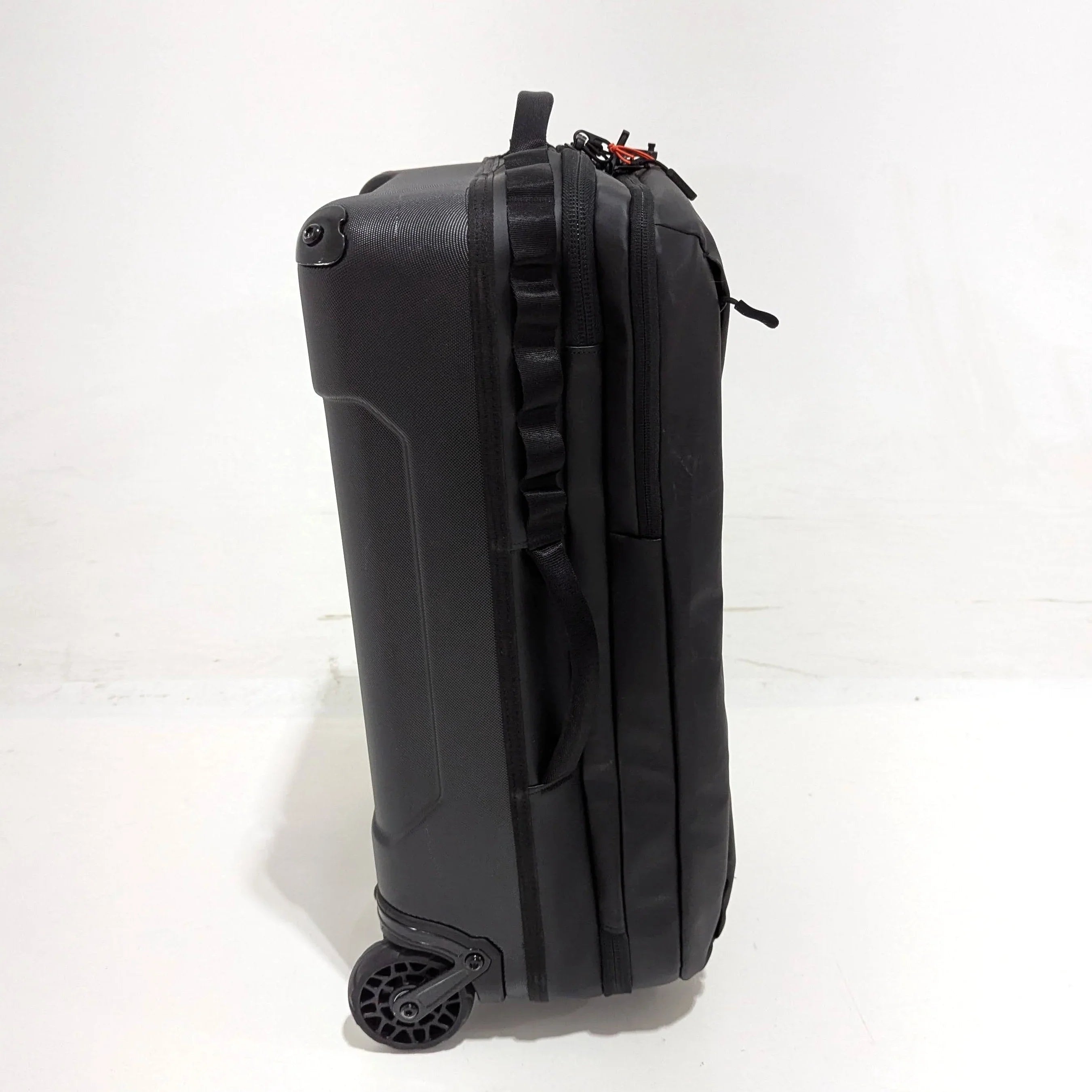 * USED * WANDRD Transit Carry-On Roller Bag (Black, 40L) at PROCAM | procam.com