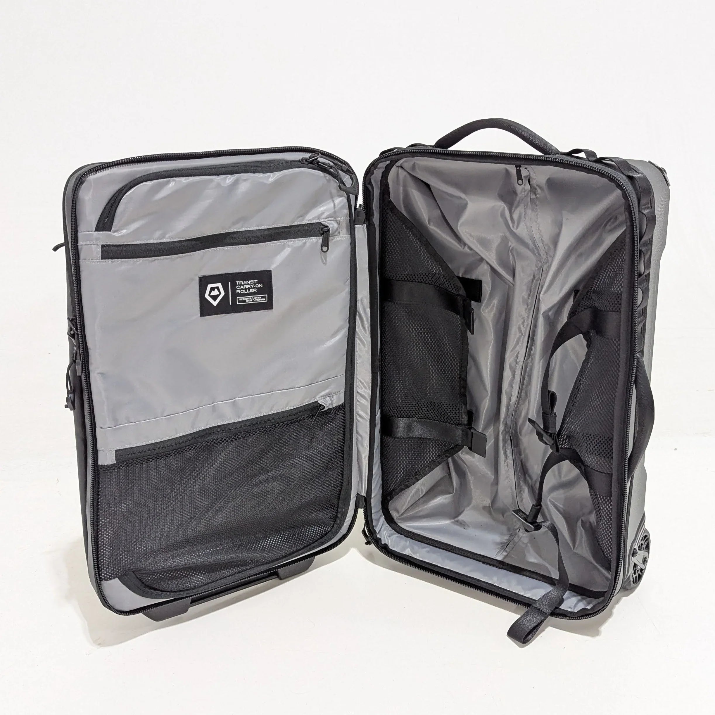 * USED * WANDRD Transit Carry-On Roller Bag (Black, 40L) at PROCAM | procam.com