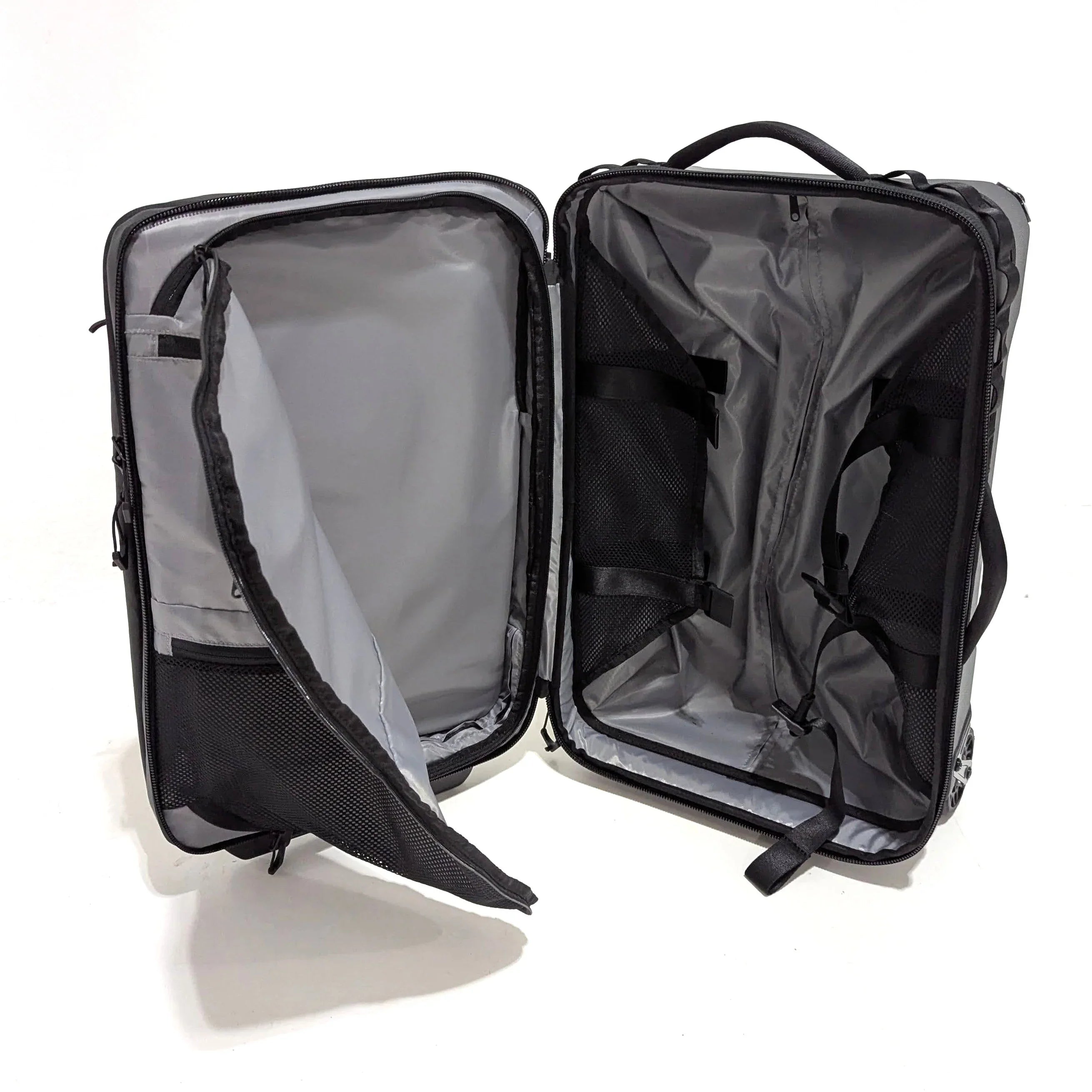 * USED * WANDRD Transit Carry-On Roller Bag (Black, 40L) at PROCAM | procam.com