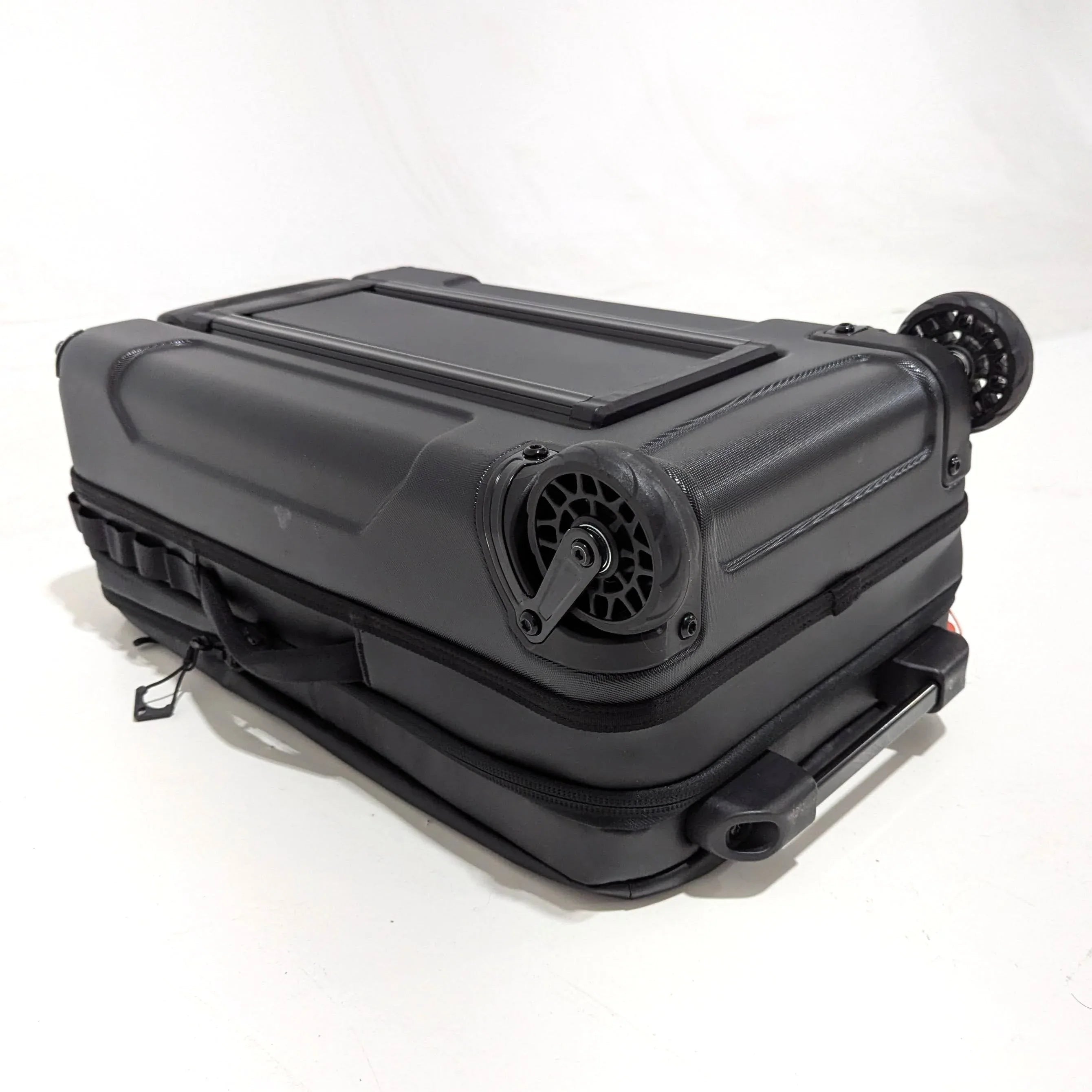 * USED * WANDRD Transit Carry-On Roller Bag (Black, 40L) at PROCAM | procam.com