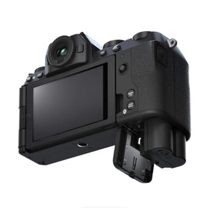 FUJIFILM X-S20 Mirrorless Camera with 15-45mm Lens (Black) at PROCAM | procam.com