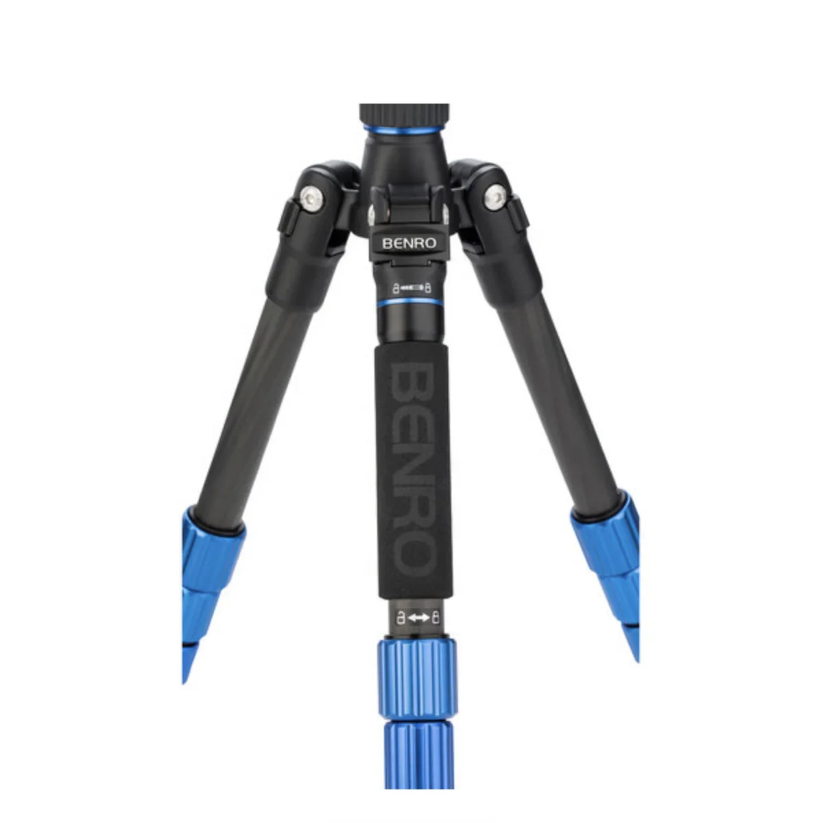 Benro FSL09AN00 Slim Travel Aluminum Tripod at PROCAM | procam.com