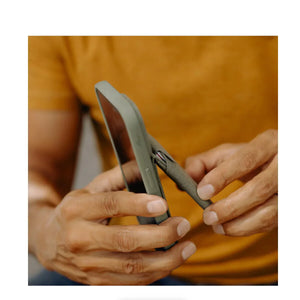 Peak Design Mobile Stand Smartphone Wallet (Redwood) at PROCAM | procam.com