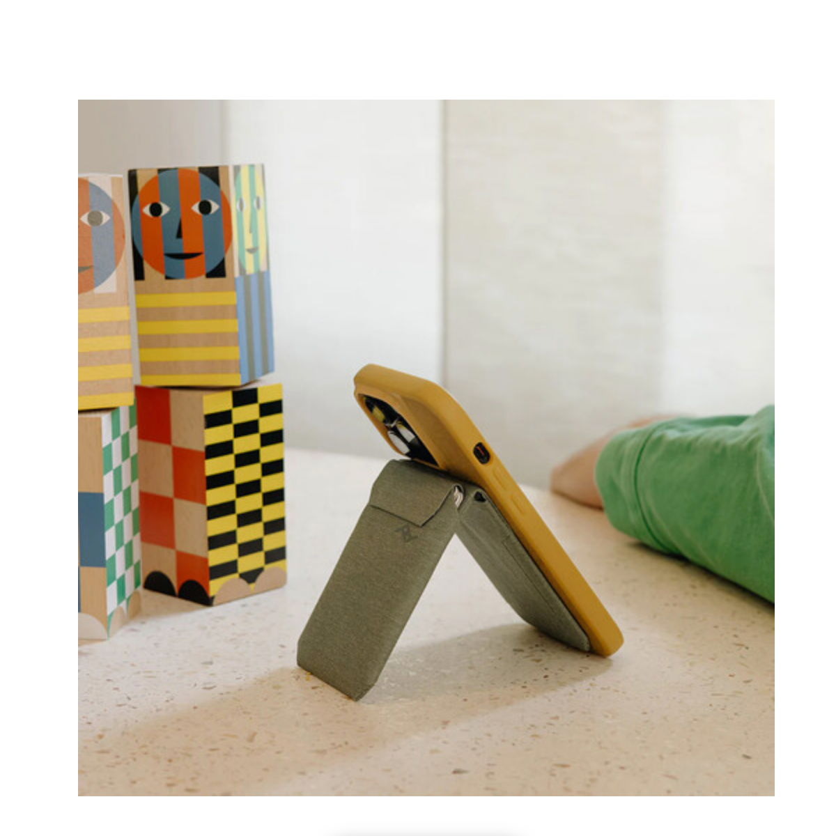 Peak Design Mobile Stand Smartphone Wallet (Midnight) – PROCAM