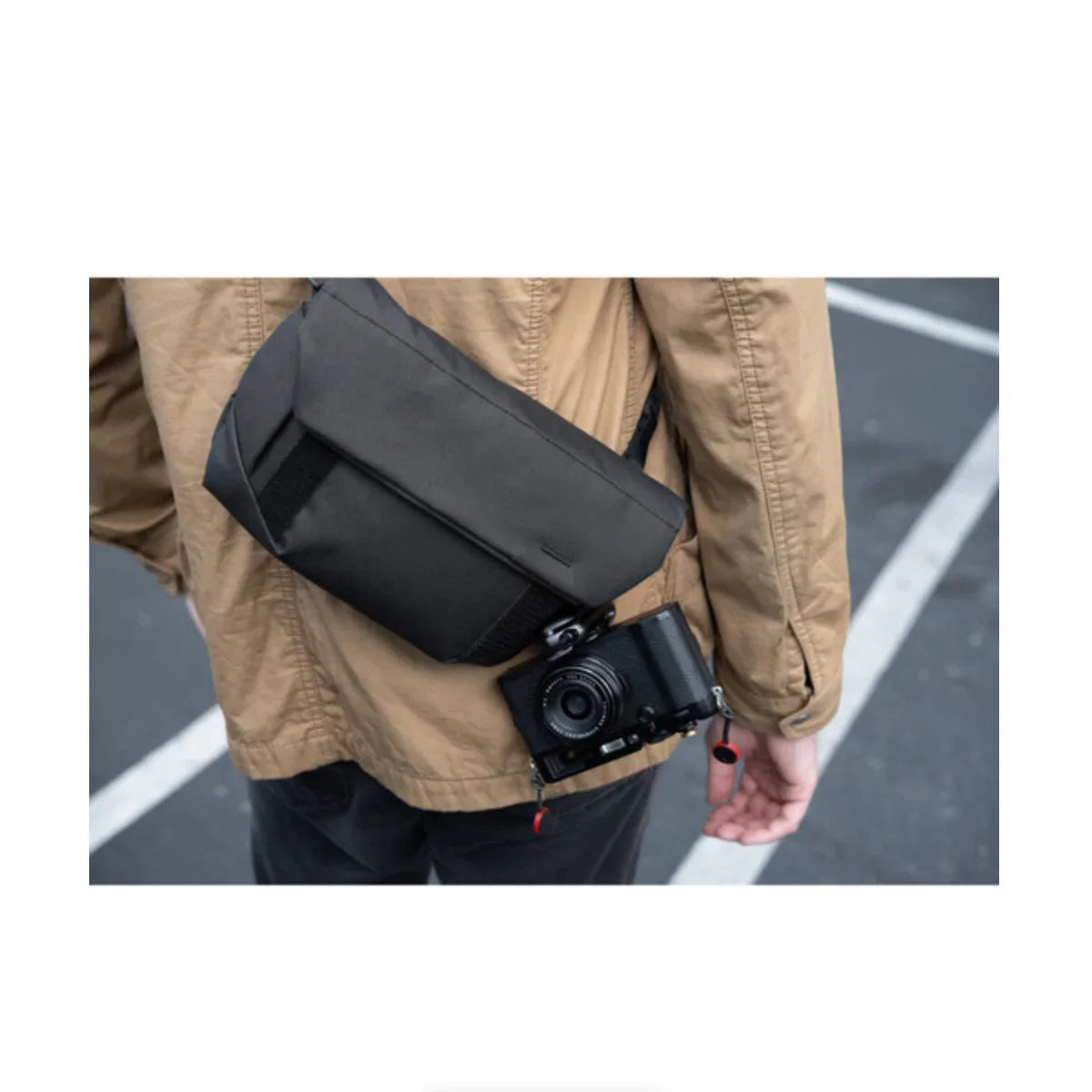 Peak Design Field Pouch v2 (Black) at PROCAM | procam.com